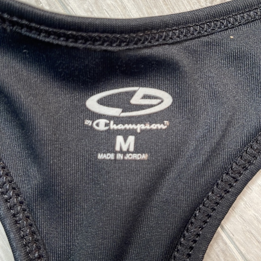 Champion tank top size M with inner bra. - Picture 3 of 6
